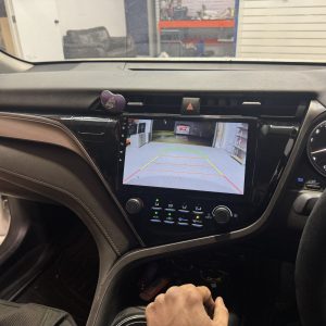 Alternative view of 2017-2020 Toyota Camry Headunit