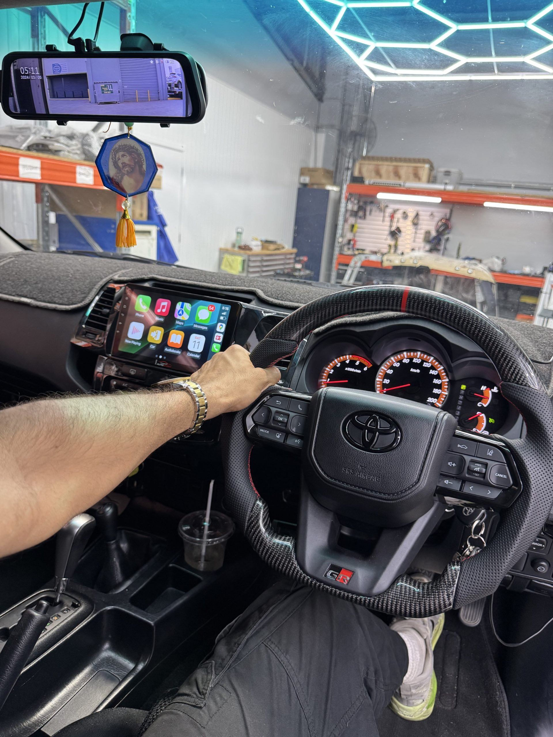 Toyota Hilux Steering wheel. - Image 2