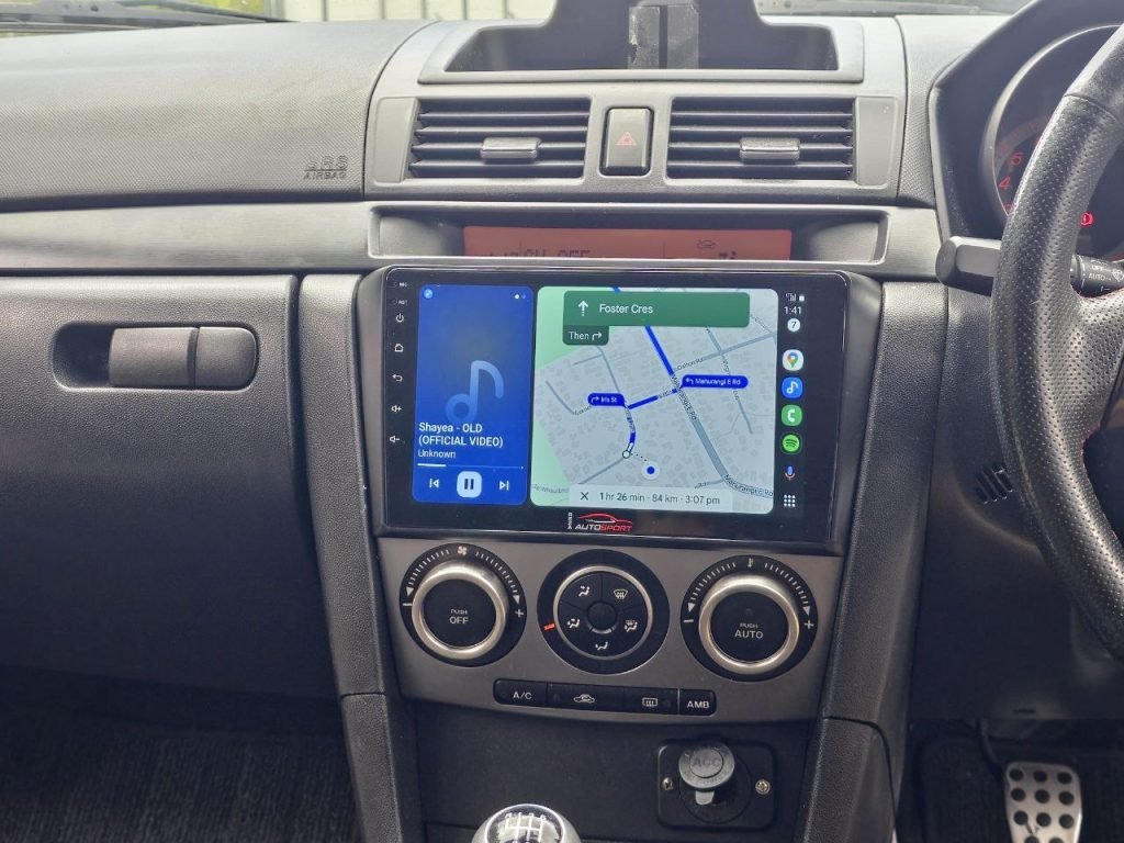 2003-2009 Mazda 3 Headunit - Image 2