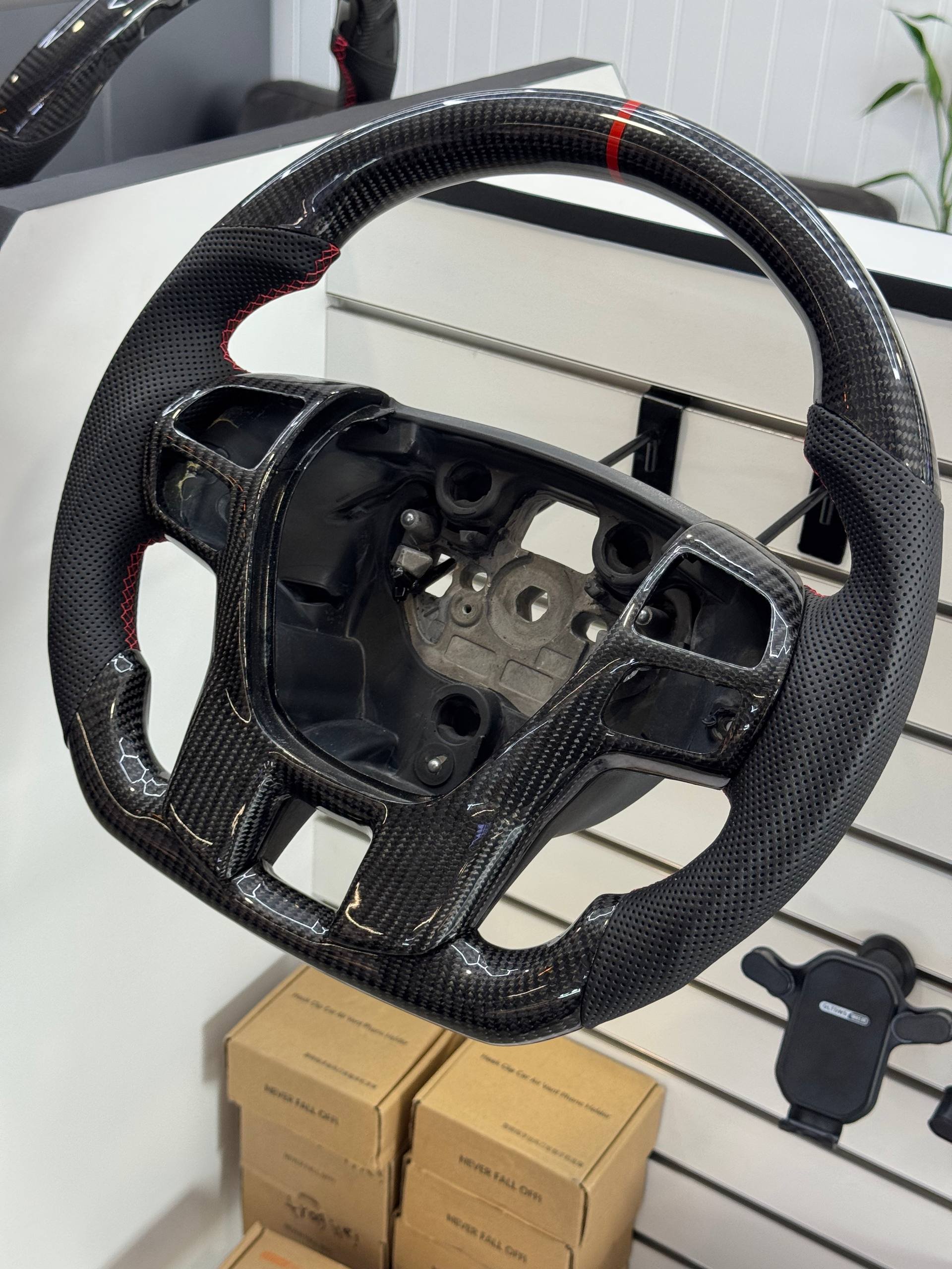 Fordranger 2016-2022 Carbon fiber steering wheel - Image 2